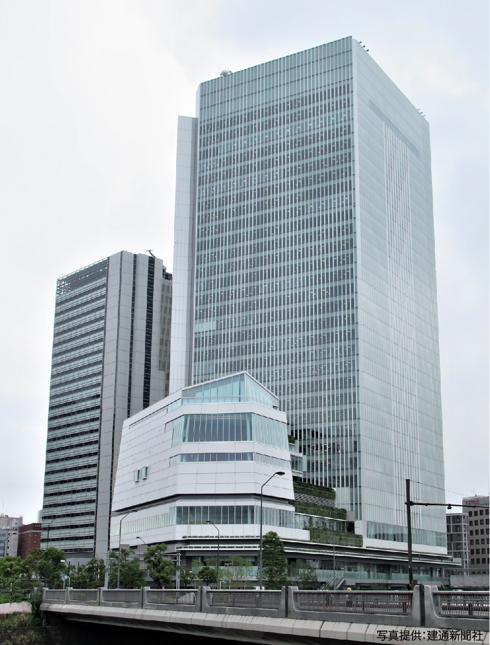 横浜市新市庁舎